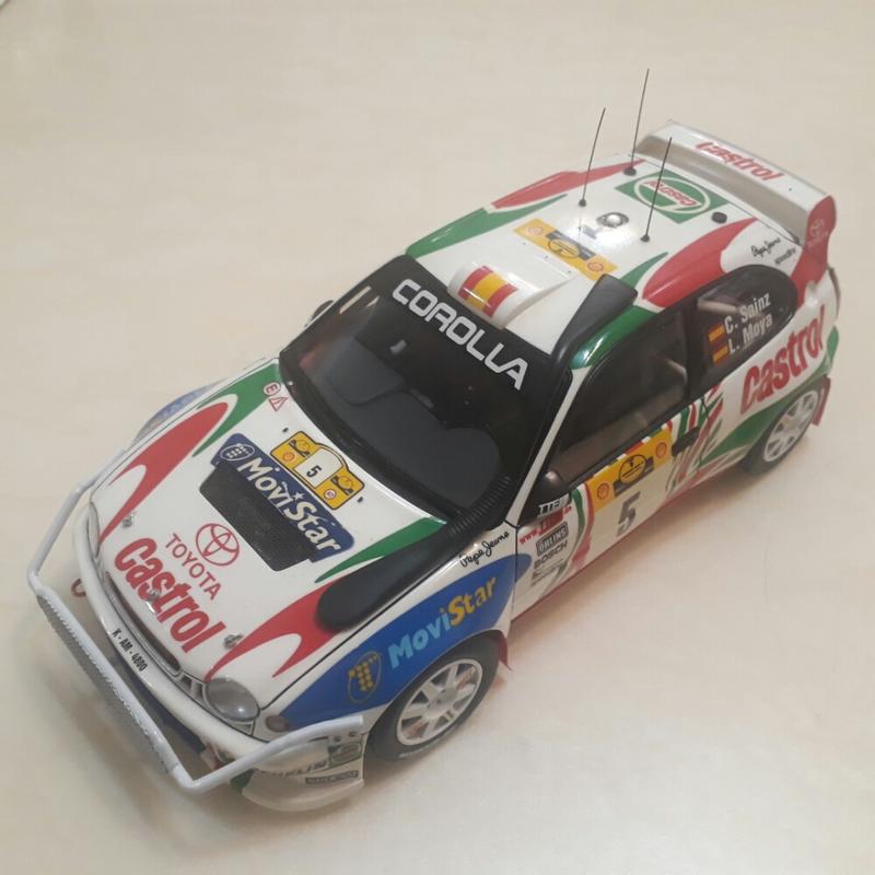 田宮 1/24 TOYOTA COROLLA  WRC 1998 SAFARI 完成品