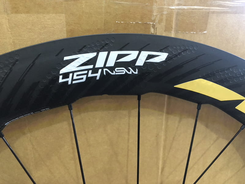 大富國單車】ZIPP 454 NSW 無內胎碟煞輪組(金色貼標) | 露天市集| 全台