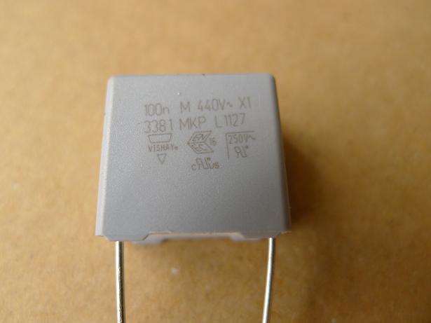 (中谷屋)KL15A 0.1uF  400Vac /VISHAY MKP3381 X1安規電容