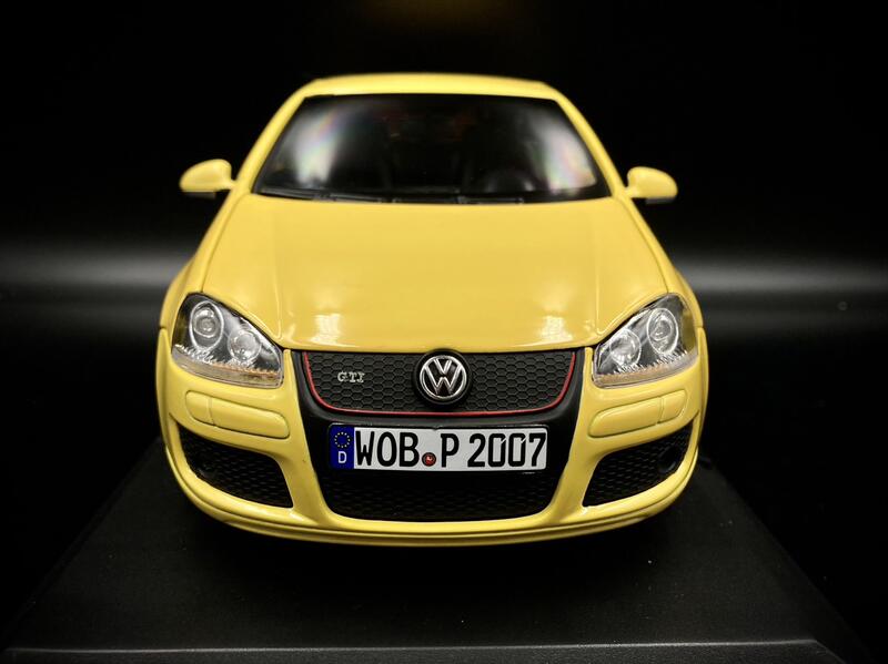 NOREV 1/43 VW Golf GTI Pirelli イエロー VW Golf GTI 2020 Yellow