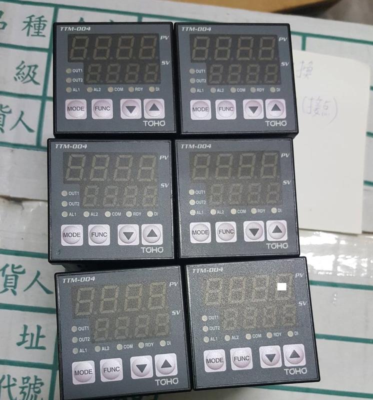 日本TOHO 溫度表 TTM-004-R-A 溫度控制器(已測試)