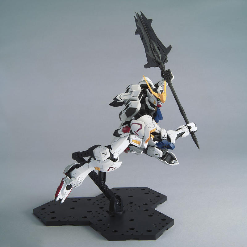 【模型屋】現貨 送雪焰水貼 BANDAI 鐵血的孤兒 MG 1/100 GUNDAM BARBATOS 獵魔鋼彈