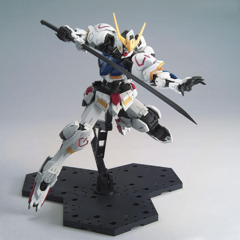 【模型屋】現貨 送雪焰水貼 BANDAI 鐵血的孤兒 MG 1/100 GUNDAM BARBATOS 獵魔鋼彈
