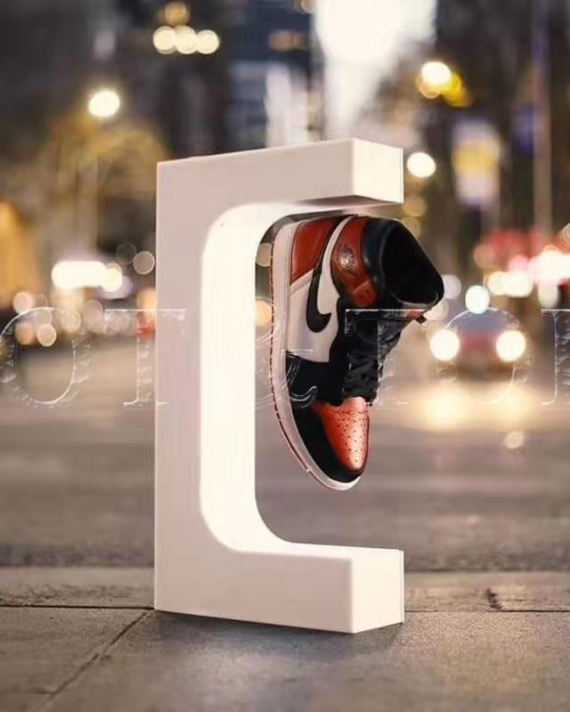 Sneakercon Levitation DisplayI 炫酷 潮流 磁懸浮 球鞋展示架 收藏架
