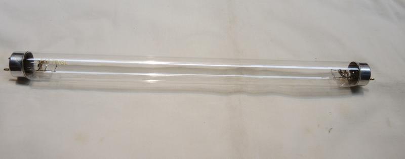 (有現貨) F10T8/GL 10W紫外線燈管 (紫外線烘碗機專用)  烘碗機燈管 (全長34.5公分)