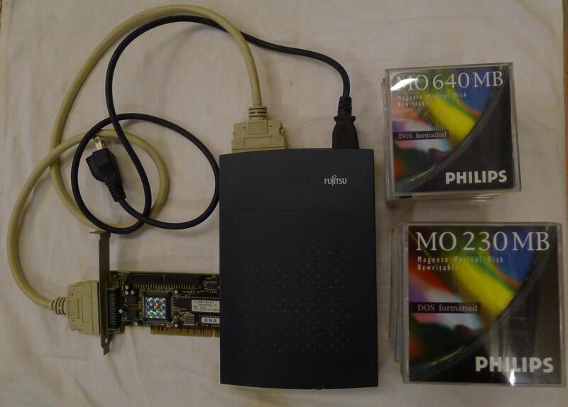 Mo Computer Drive 富士通可讀寫磁光碟機(MO Drive)含50-pin SCSI-2 PCI介面卡,22片磁光碟片。 | 露天市集 | 全台最大的網路購物市集