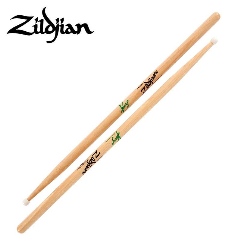 【小叮噹的店】全新 美國 Zildjian ASKS Kozo Suganuma 簽名鼓棒 膠頭 公司貨 附發票