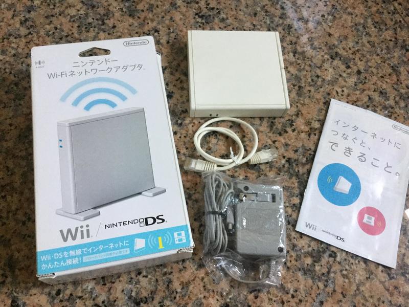 <<二手良品>>任天堂 極新原廠盒裝Wii / DS wifi連線分享器(日本帶回/個人不會使用...所以便宜出售)
