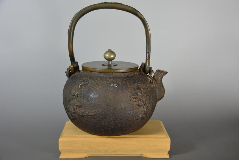日本明治時代龜文堂老鐵壺
