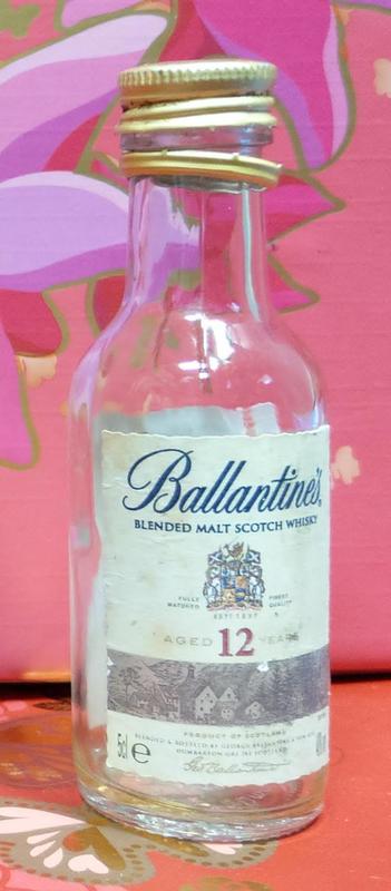 還不錯滴♡♥~D267~Ballantine's 百齡罈12年"空酒瓶"50ml~♥♡~55g~