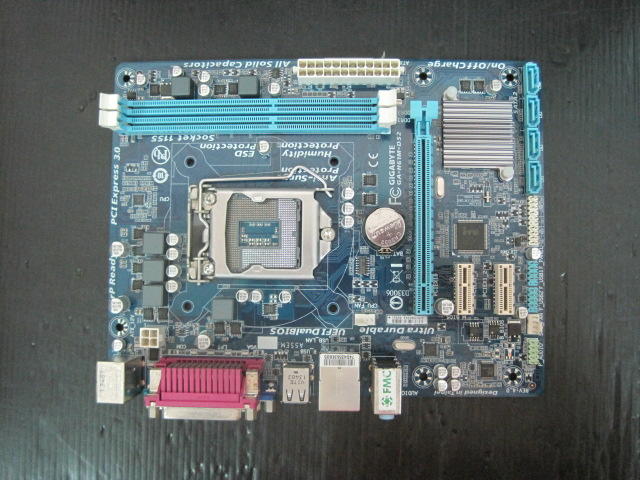 技嘉 GA-H61M-DS2 (1155腳位/DDR3/LPT)