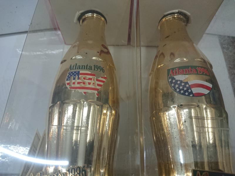 1996亞特蘭大奧運 記念鍍金瓶 各限定1000瓶 兩瓶一套 付保證編號卡 徽章2