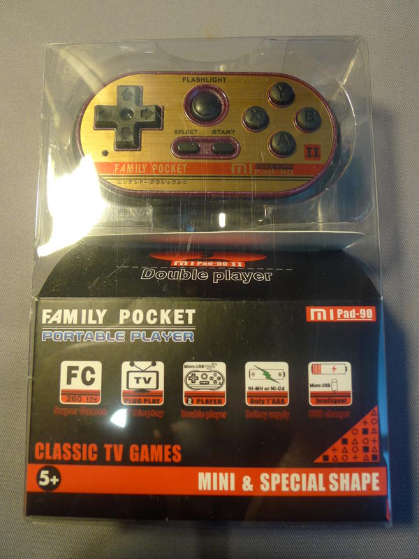 Family Pocket MI pad-90 掌上型遊戲主機