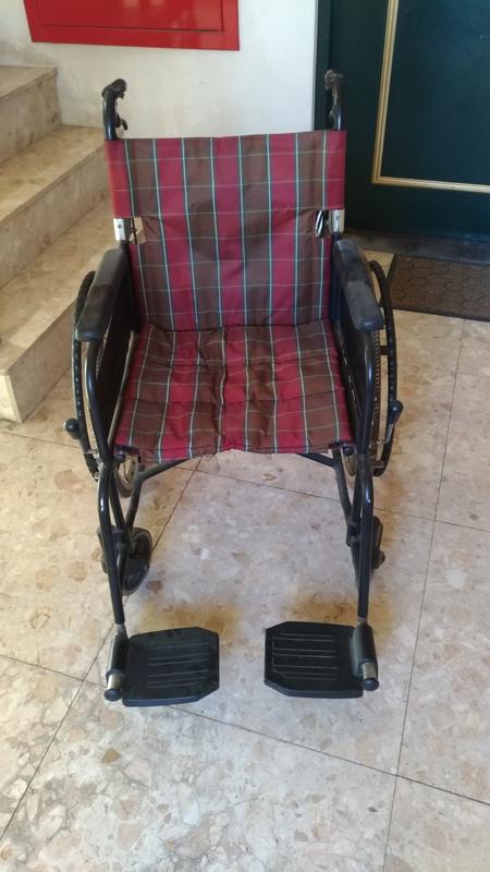 二手輪椅賣給需要的人