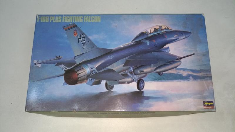 F-16B PLUS 1/48 凹模盒舊