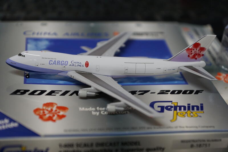 1:400 中華航空China Airlines Cargo 747-200 B-18751 1:400 GJ