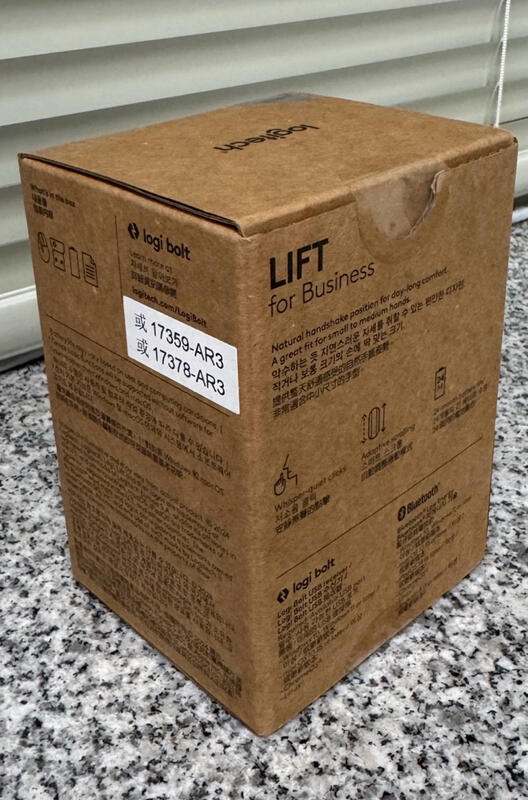 Logitech LIFT 人體工學滑鼠 | 露天市集 | 全台最大的網路購物市集