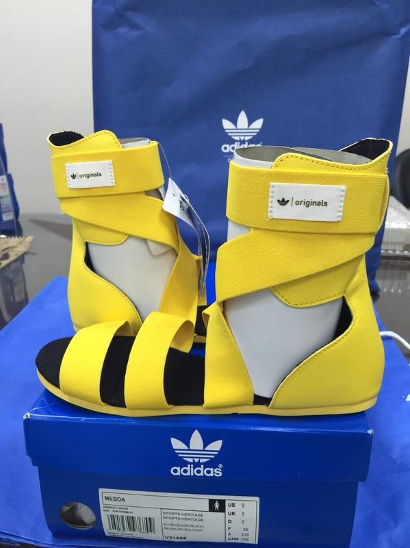Adidas Mesoa YELLOW Girl's 愛迪達 黃 女涼鞋 羅馬鞋