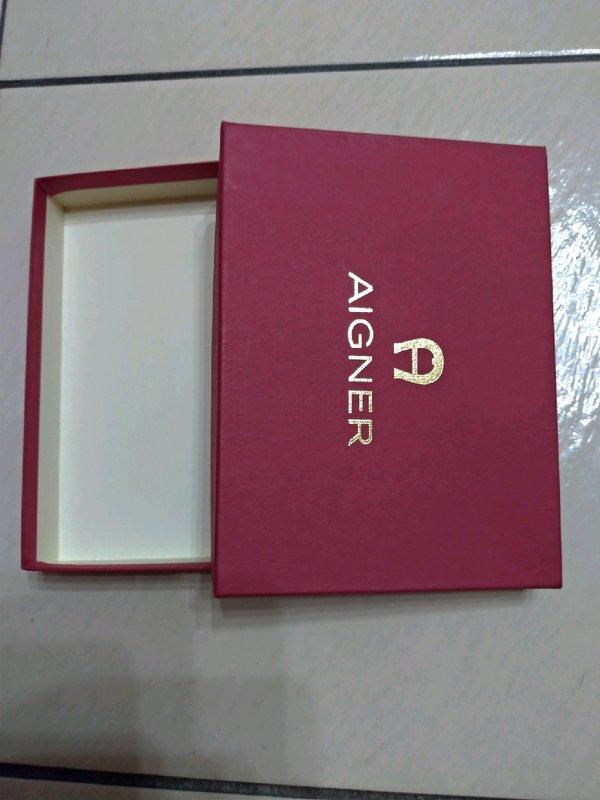 AIGNER 包裝紙 盒