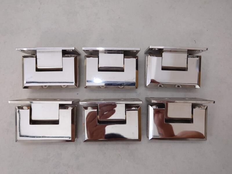 玻璃門鉸鍊 不銹鋼304 方形 電鍍鏡面銀色 白鐵 門夾 浴室 90度 180度 (玻對牆-正) 台灣製