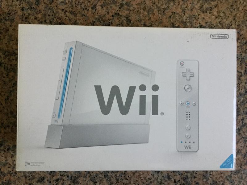 二手良品-任天堂Wii主機(日本國內專用機)+左右手各1(配件齊全)...贈送