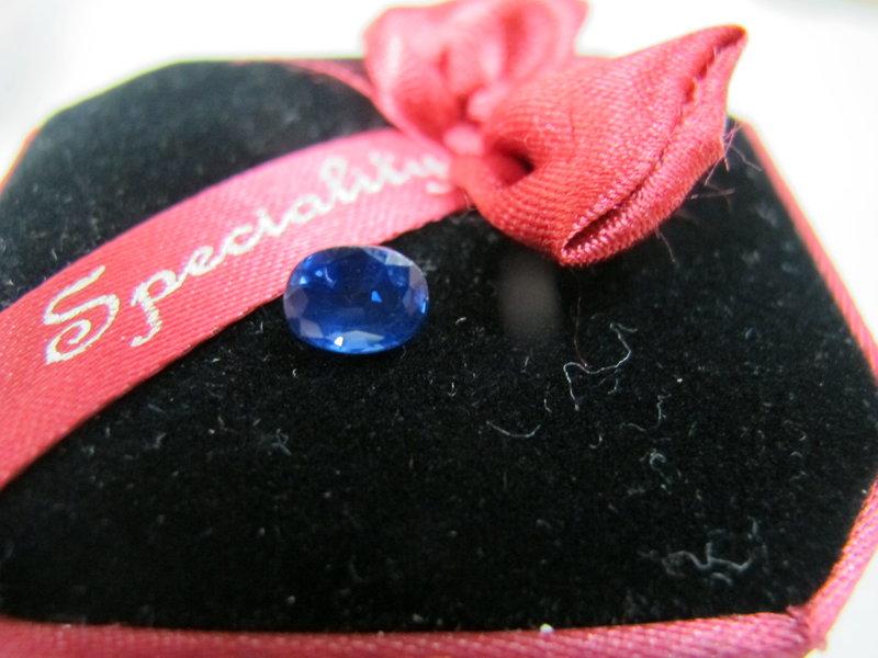 立堡珠寶精品交流~ NO.101天然藍寶石裸石1.2ct 真品100%