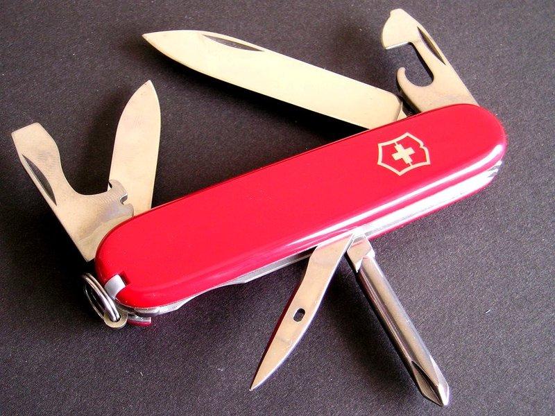 【UZ文具雜貨】瑞士製造 維氏VICTORINOX Tinker 經典12用紅色瑞士刀(1.4603)