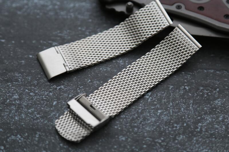 超值22mm不鏽鋼粗線mesh米蘭網帶,保險扣