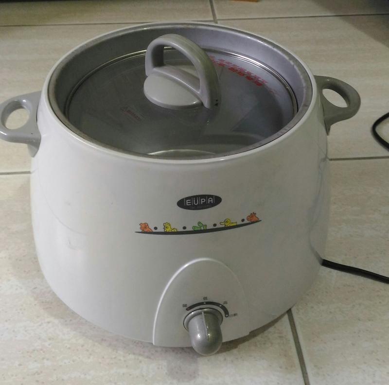 燦坤燉鍋，型號tsk-8901apcg，欠陶瓷內鍋