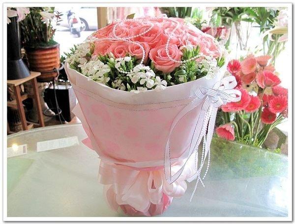寵愛寶貝33朵粉玫瑰花束~甜美而優雅的風格~