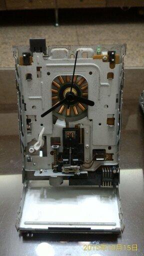 手工改造時鐘~裝飾桌鐘~舊式3.5吋磁碟機改裝~