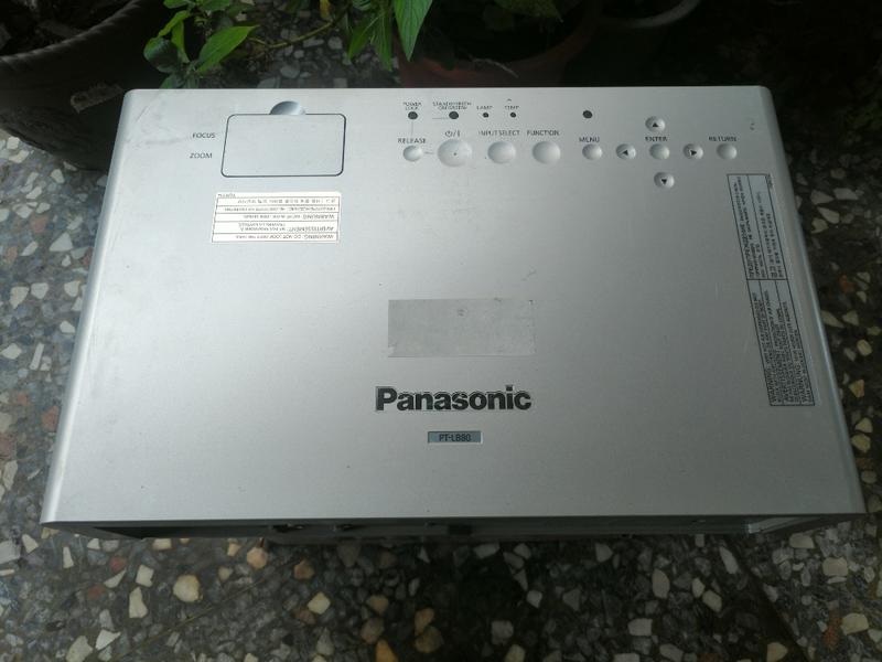Optoma、Panasonic、MITSUBISHI、BenQ、Jector等各大廠牌投影機零件機、原廠堪用燈泡