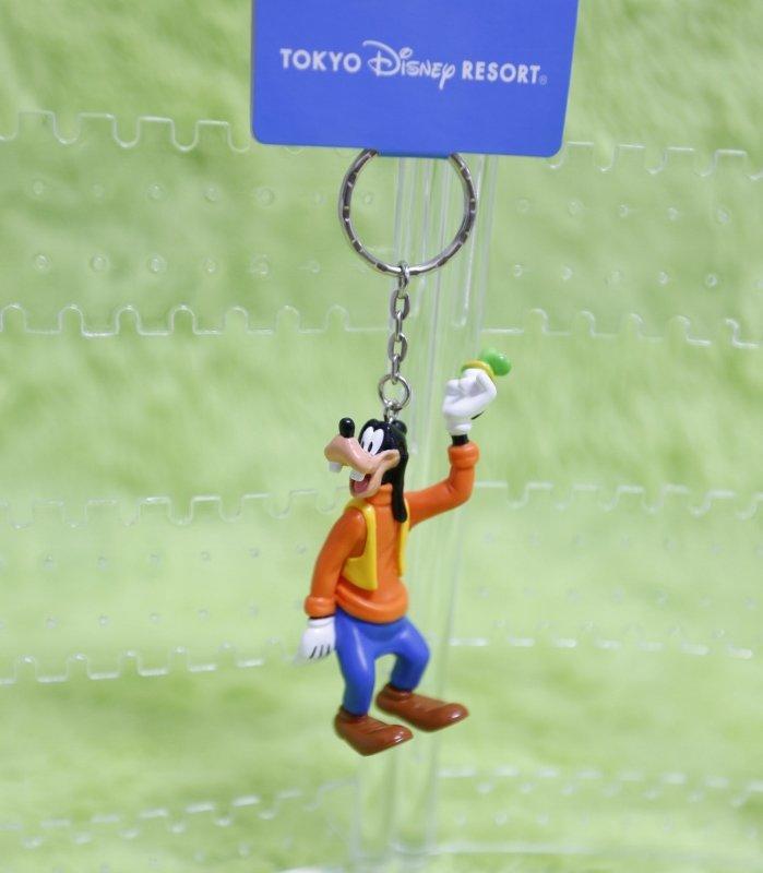🌸Dona代購🌸現貨 日本迪士尼樂園限定 超可愛米老鼠好朋友高飛開心的拿著帽子打招呼 鑰匙圈/吊飾 C58