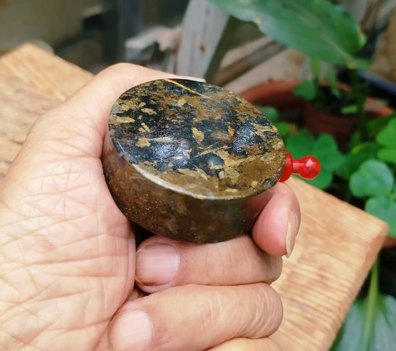 老珍藏能量隕石天然西藏隕石帶夢幻紋路天鐵把玩件~磁場超強大~西藏天鐵可護身~趨吉~避凶~化煞~鎮宅 | 露天市集 | 全台最大的網路購物市集