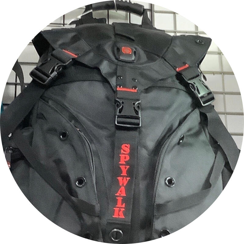 沒有賣不掉的商品黑色現貨AIR WALK運動後背包(超大容量的）  特700附吊牌，材質為防水布料36*53*19