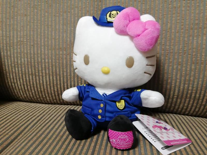 Hello Kitty Shinkansen 新幹線 JR西日本鐵路 站長 公仔 超可愛唷