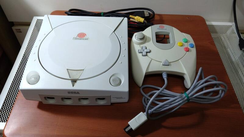 原裝SEGA Dreamcast白色機全套