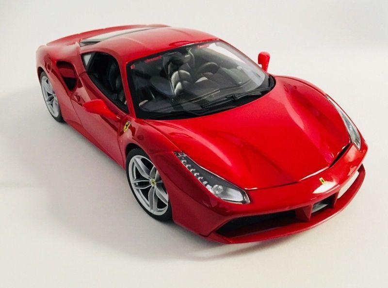 Maisto 1/18 1:18 Ferrari 488 GTB 法拉利 (現貨)