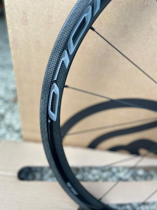 公式の店舗 パーツ CC219 campagnolo BORA ONE TUFO C-S33 Pro パーツ