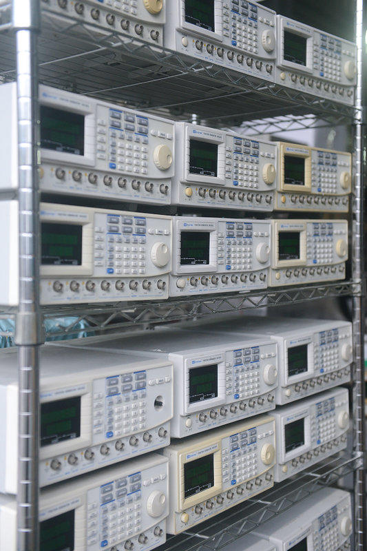 [Trigger]保固三個月，GW Instek GFG-3015 0.01Hz - 15MHz 可程式函數信號產生器 | 露天市集 | 全台 ...