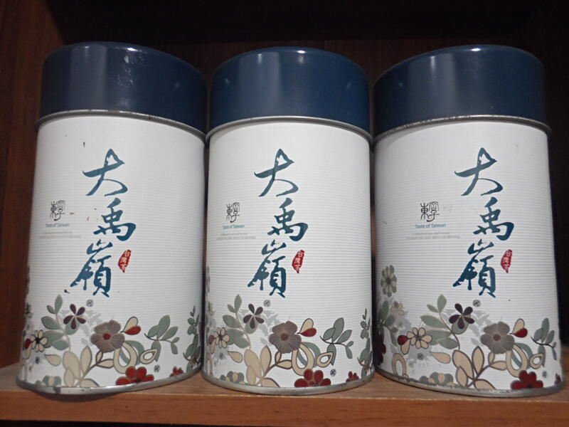 二手用品- 空的荼葉罐 茶葉空罐 保存罐 中尺寸 一個10元