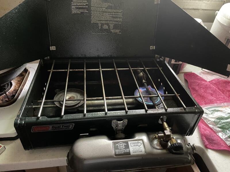 Coleman Dual Fuel Campstove 424 去漬油,汽油兩用汽化爐| 露天市集