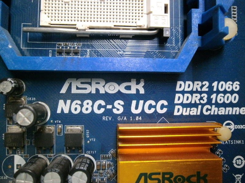 【全國主機板維修聯盟】華擎 ASRock N68C-S UCC AM3 DDR2 DDR3 (下標前請先詢問) 故障主板