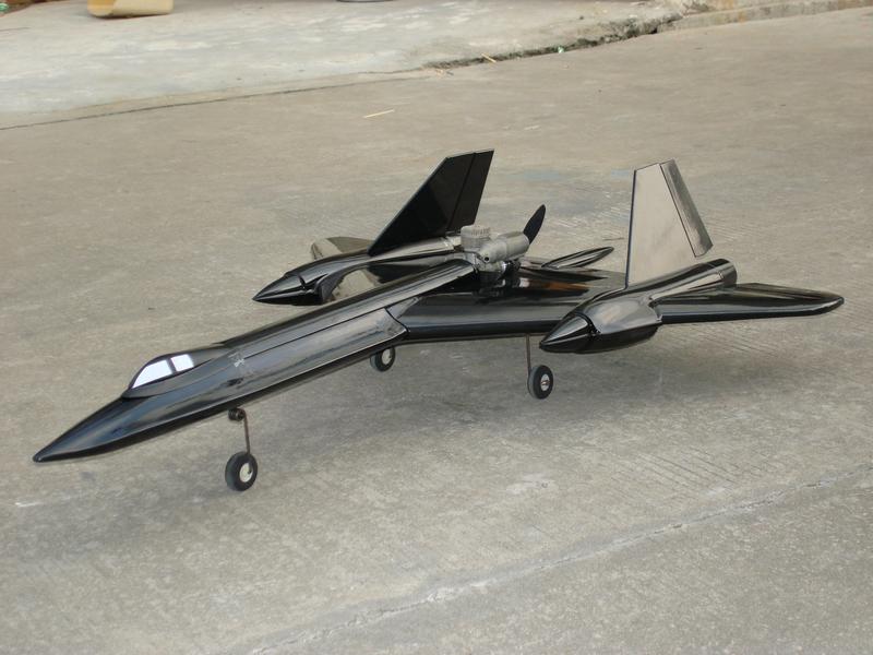 (飛恩航模) CY代工  稀有名機 ​ SR-71 / SR71 黑鳥 輕木. 巴爾沙木 KIT空機