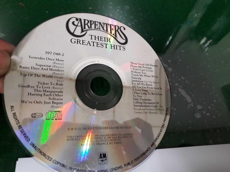 CARPENTERS。THEIR GREATEST HITS 二手 CD 裸片 專輯(Z05)