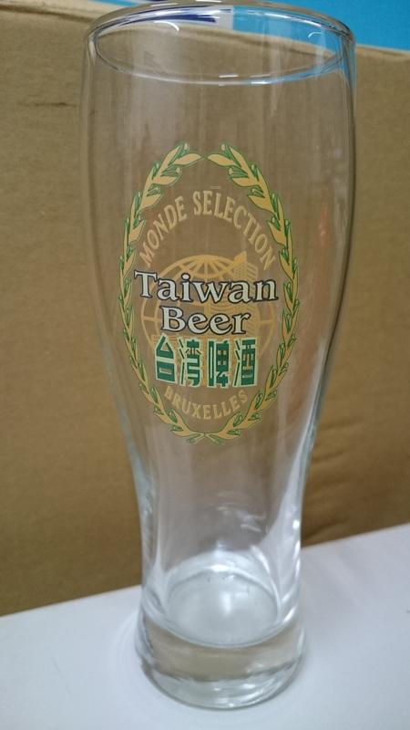 台灣啤酒~啤酒杯~第四款