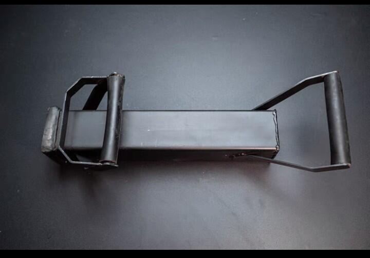 [問卦] 網拍上的<破門槌> 到底是誰在買