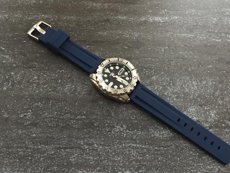 20mm 22mm 24mm 藍色 高質感矽膠錶帶,替代小沛 水鬼錶 潛水錶 DIVER 雙凹溝紋oris  seiko