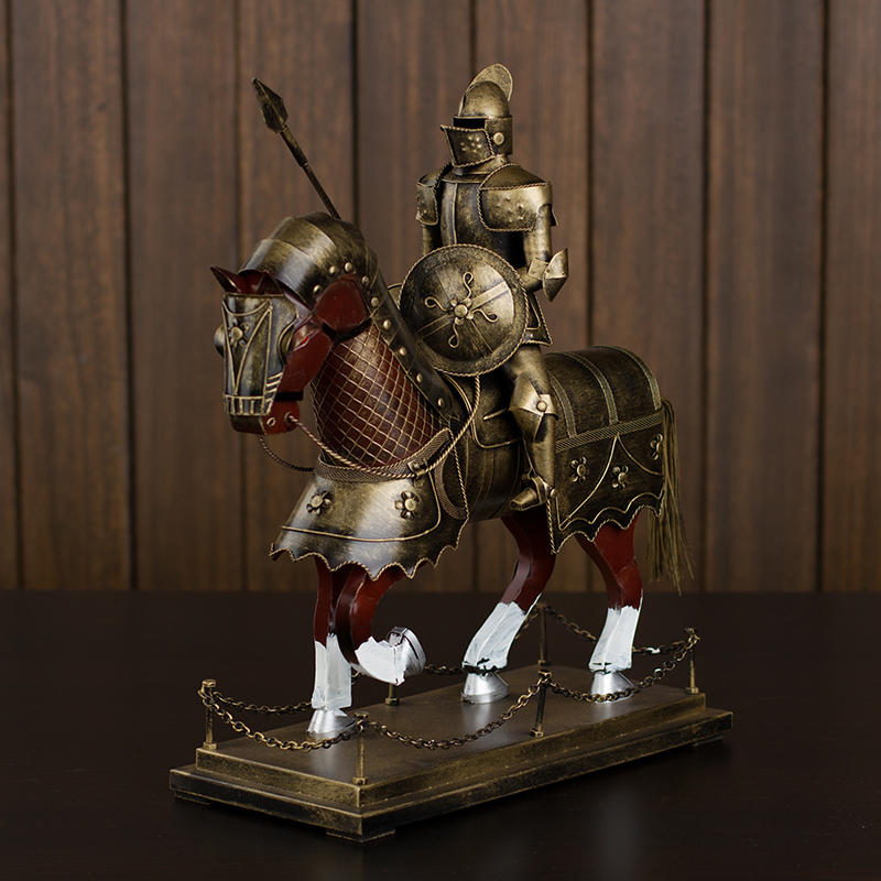 莎芮 中世紀金屬盔甲騎士 仿古歐洲盔甲模型 古代鐵甲騎士 裝飾品1入