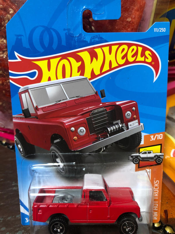 Hot wheels hotwheels 2019 no.111 Land Rover series III picku